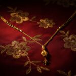 GOLD ELEGANT KNOT MANGAISUTRA - Image 5