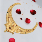 TRADITIONAL GOLD NECKLACE