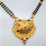 HEART & LEAF DESIGN PENDANT